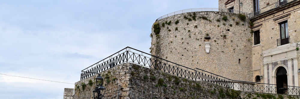 Diano ancora tanti i casi positivi. A Polla 11 guariti testatateggiano - Diano ancora tanti i casi positivi. A Polla 11 guariti