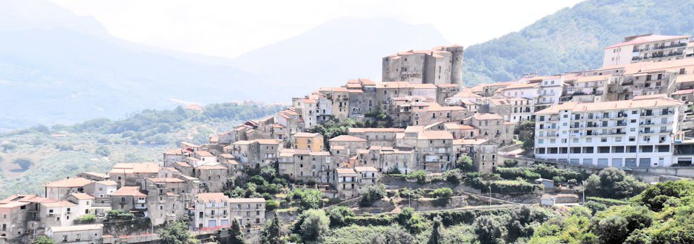 Il puzzle della domenica: Roccadaspide roccatesta - Il puzzle della domenica: Roccadaspide