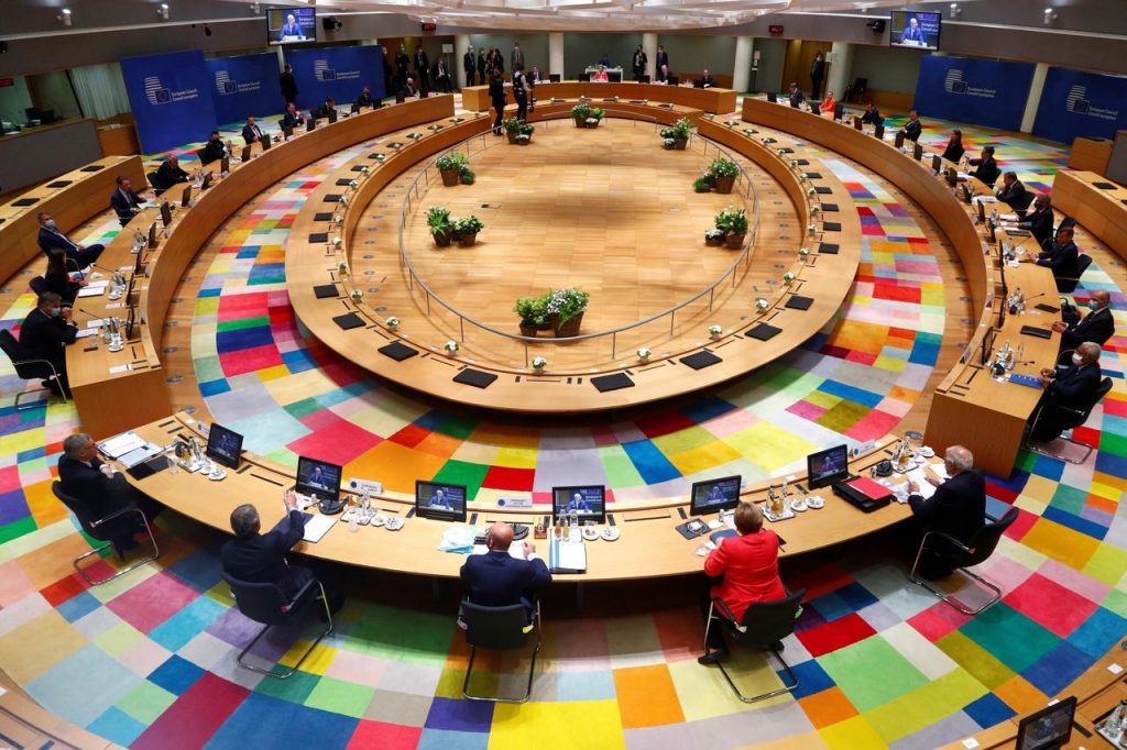 Vertice UE: “Leader discutono di governance, taglia Mff e Recovery”