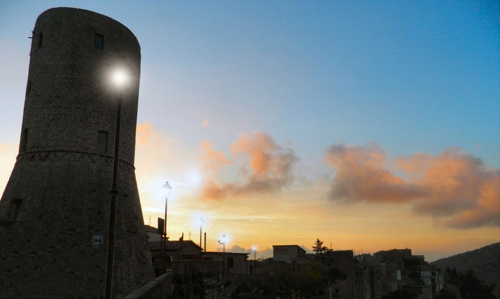 Il puzzle della domenica: Tramonto da Castelcivita 37 CASTELCIVITA 1024x614 - Il puzzle della domenica: Tramonto da Castelcivita