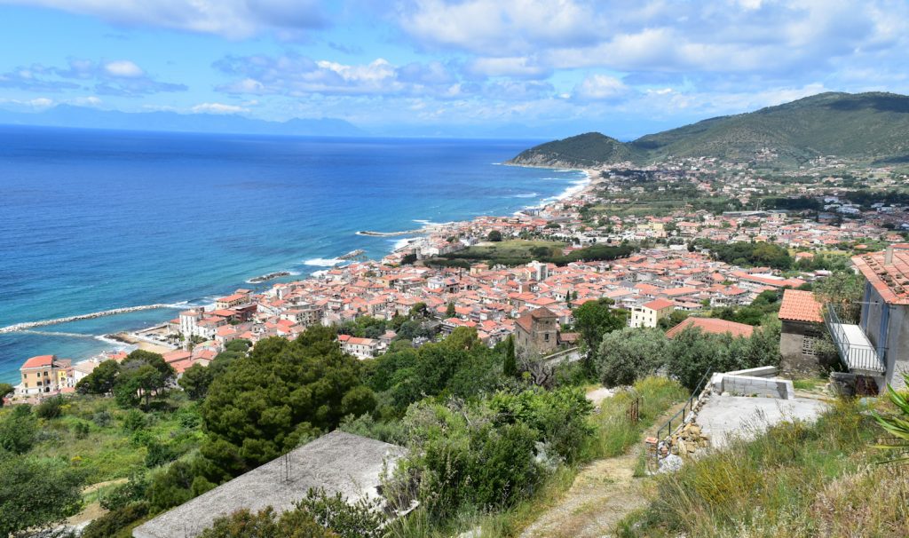 Il puzzle della domenica: Santa Maria di Castellabate (foto del 15/5/21) puzzle 1024x606 - Il puzzle della domenica: Santa Maria di Castellabate (foto del 15/5/21)