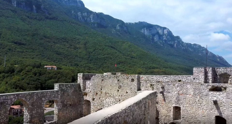 Sicignano degli Alburni, il Castello Giusso sici2 960x515 - Sicignano degli Alburni, il Castello Giusso