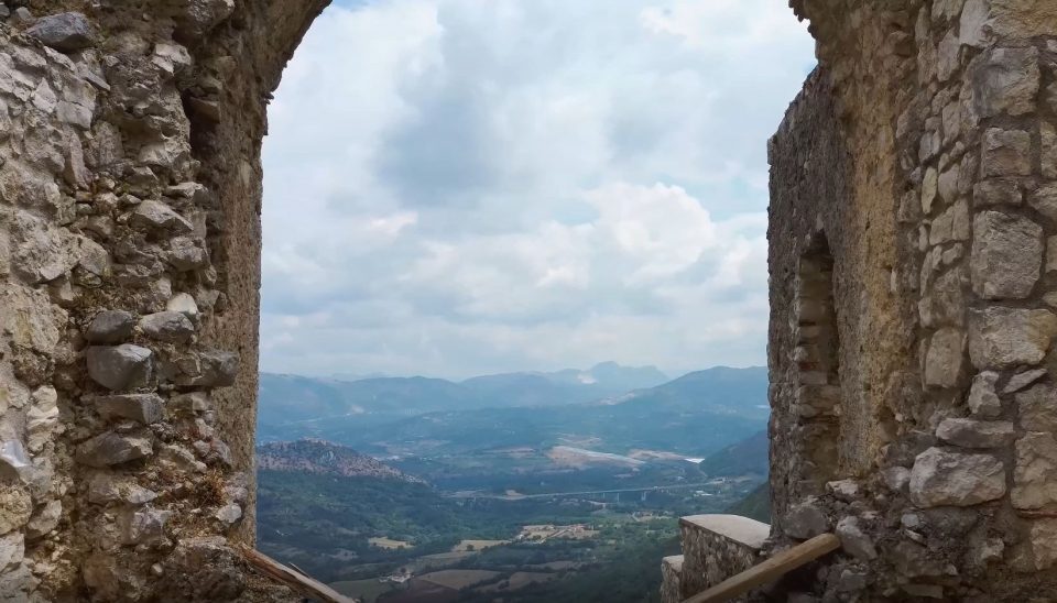 Sicignano degli Alburni, il Castello Giusso sici3 960x548 - Sicignano degli Alburni, il Castello Giusso