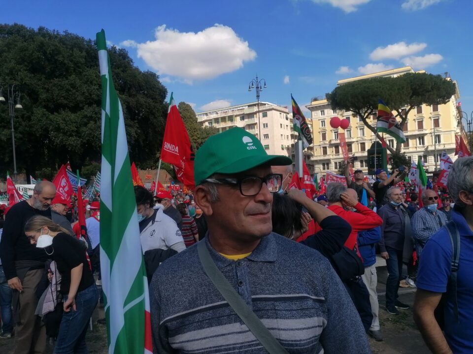 Anche il cilento era presente alla manifestazione antifascista Cgil,Cisl,Uil IMG 20211016 135337 960x720 - Anche il cilento era presente alla manifestazione antifascista Cgil,Cisl,Uil